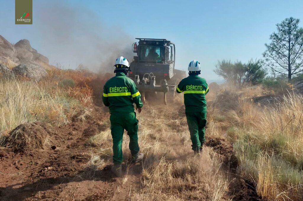 Exército Português reforça combate aos grandes incêndios com quase 3 mil militares no terreno