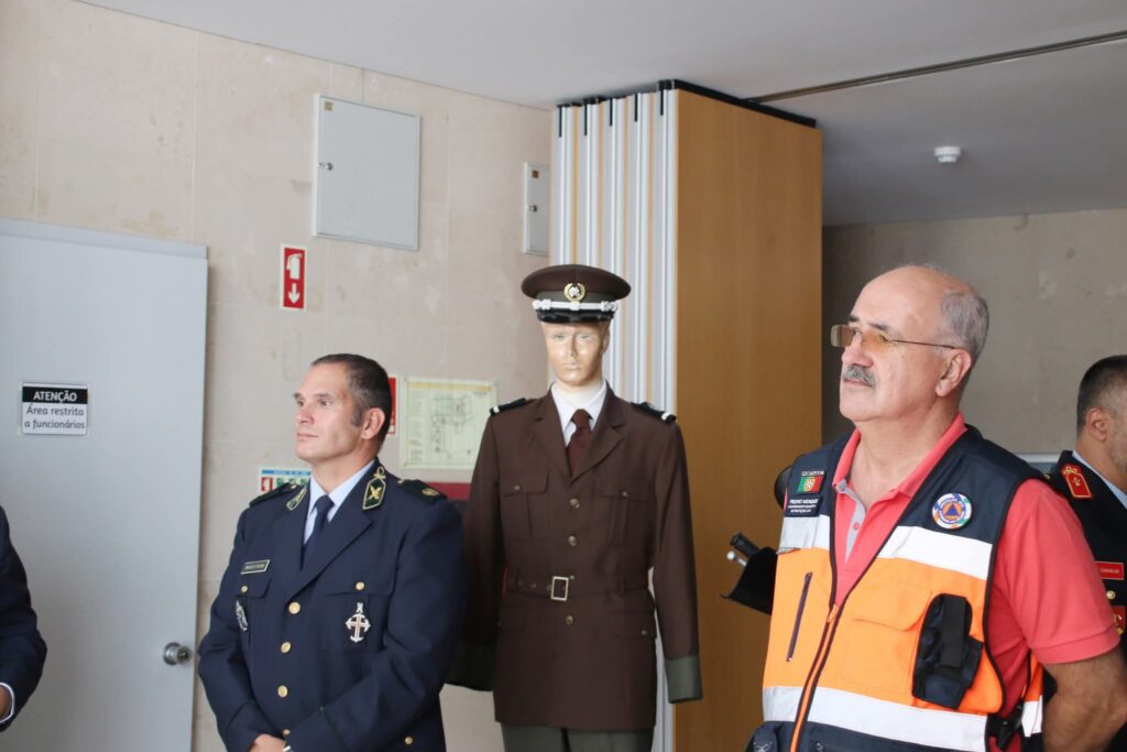Grupo Territorial de Santarém da GNR assinala 17.º aniversário com caminhada solidária e exposição