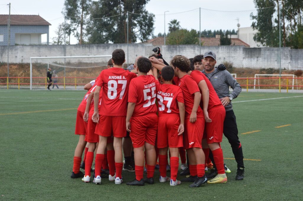 Futebol | Sport Club Ferreira do Zêzere: resumo do fim de semana Futebol | Sport Club Ferreira do Zêzere: resumo do fim de semana