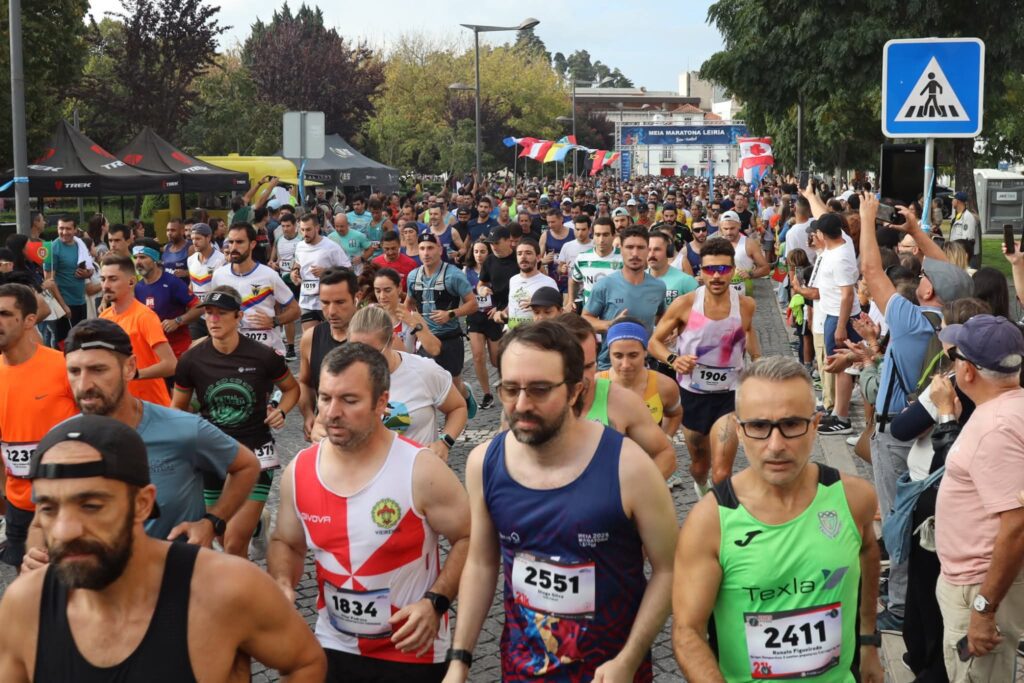 Leiria recebeu hoje centenas de participantes na Meia-Maratona