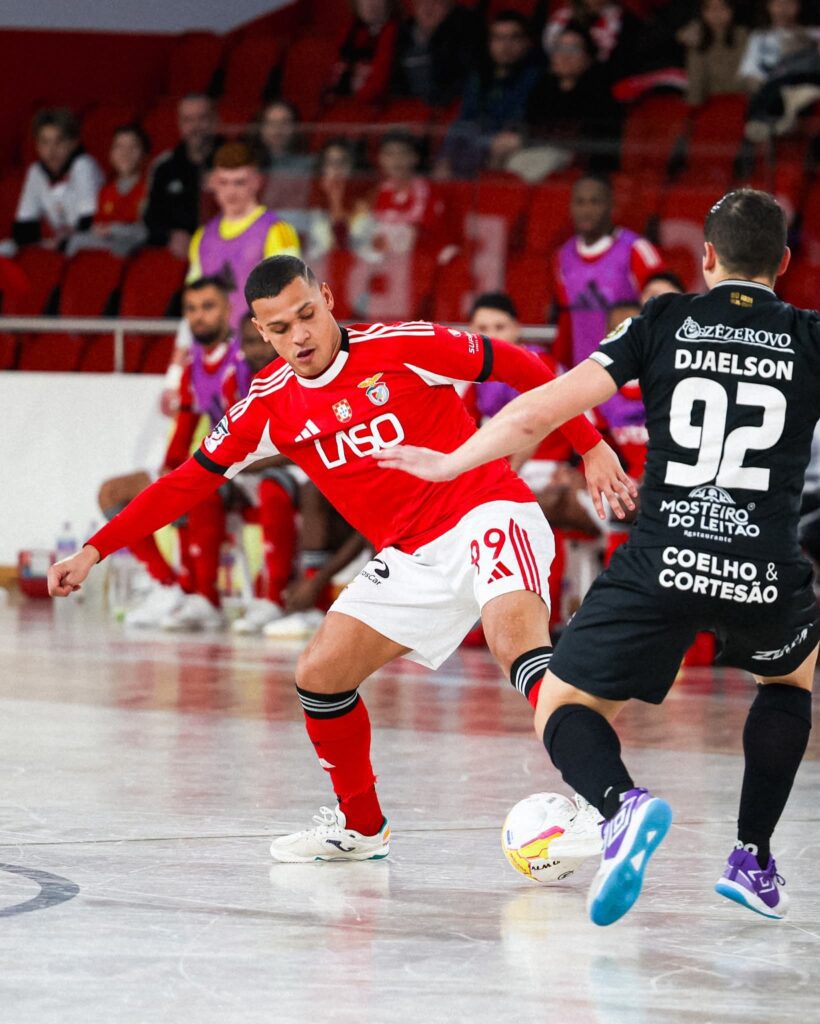 Futsal | Benfica vence Ferreira do Zêzere por 4-0 e mantém liderança na Liga Placard