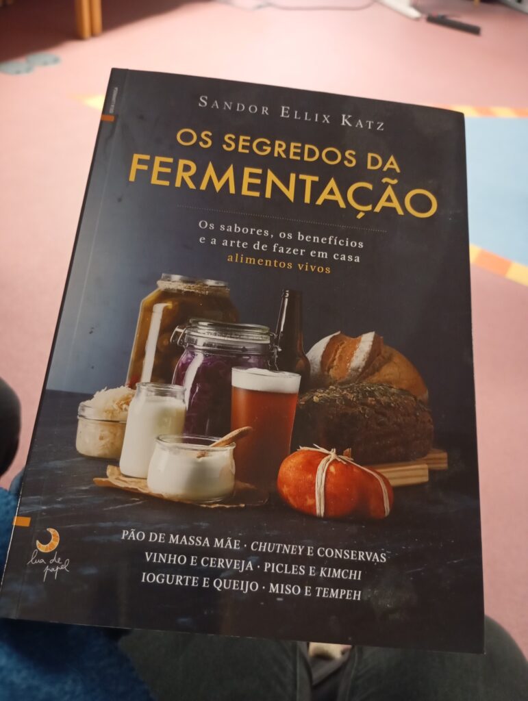 Biblioteca Municipal de Ferreira do Zêzere acolheu palestra e prova de vinhos com forte participação Biblioteca Municipal de Ferreira do Zêzere acolheu palestra e prova de vinhos com forte participação