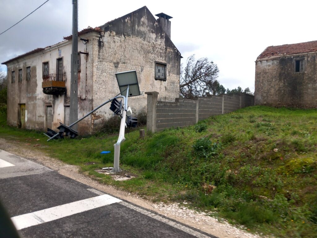 Depressão Kristin: Município de Ourém apela à calma e reforça meios no terreno