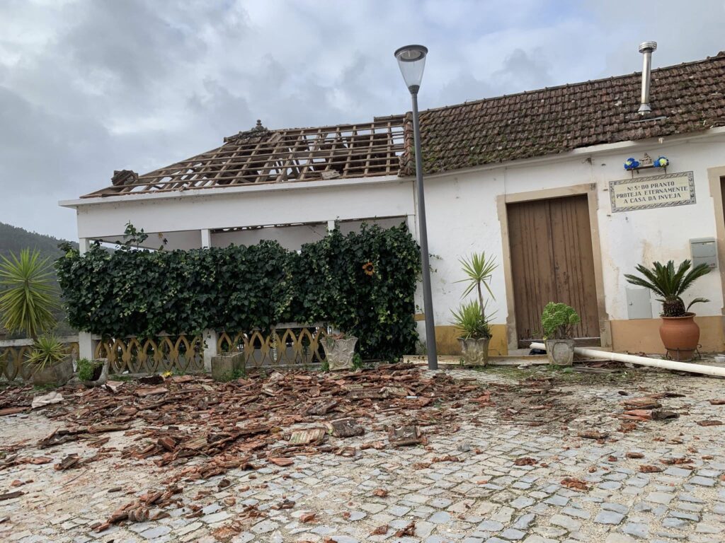 Imagens impressionantes da depressão Kristin em Ferreira do Zêzere