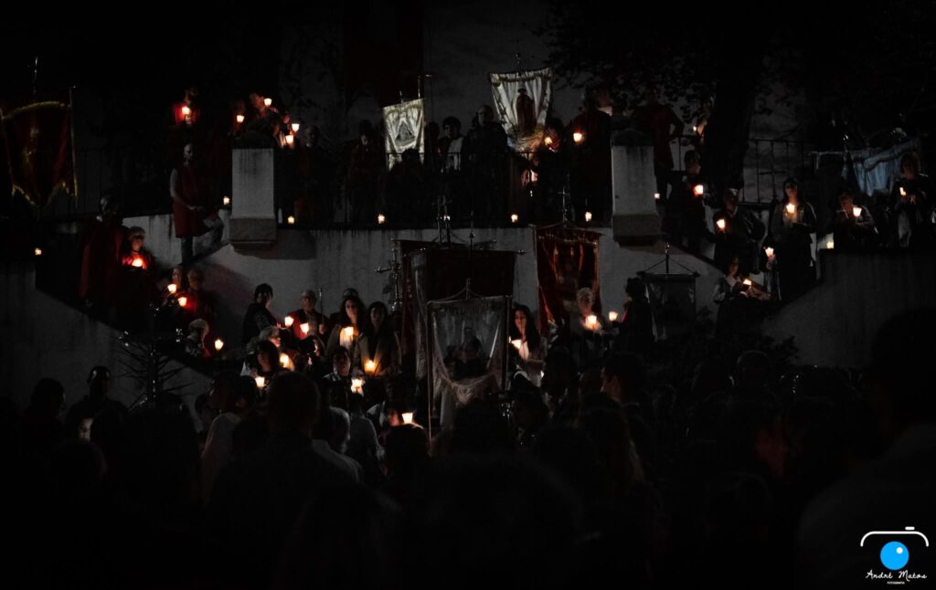Via-Sacra rumo ao Santuário de Nossa Senhora do Pranto é hoje a partir das 16h30 Via-Sacra rumo ao Santuário de Nossa Senhora do Pranto é hoje a partir das 16h30