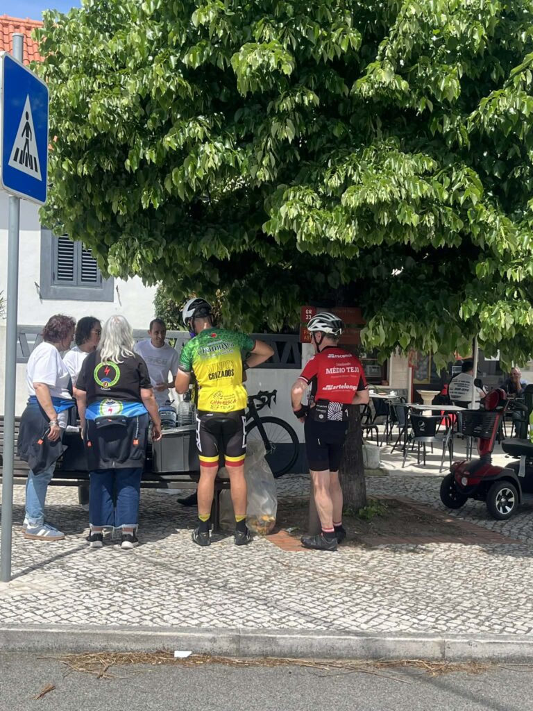 Passeio de bicicleta ligou Lisboa a Ferreira do Zêzere com 40 participantes Passeio de bicicleta ligou Lisboa a Ferreira do Zêzere com 40 participantes