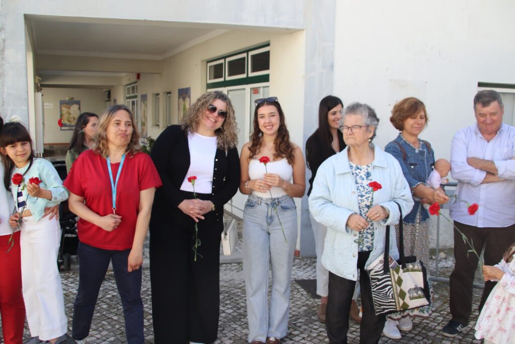 Comemorações do 25 de Abril em Ferreira do Zêzere evocam liberdade e participação comunitária