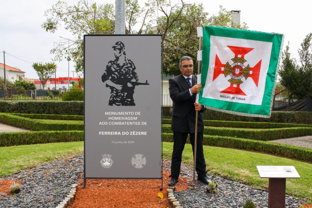 Ferreira do Zêzere homenageou combatentes em encontro de memória e convívio Ferreira do Zêzere homenageou combatentes em encontro de memória e convívio