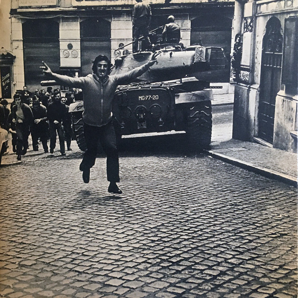Emissor Regional do Zêzere relembra o dia 25 de Abril de 1974 Emissor Regional do Zêzere relembra o dia 25 de Abril de 1974