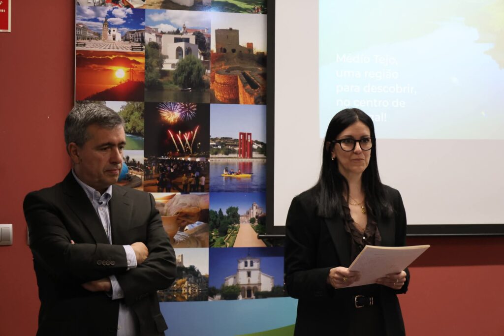 Tomar recebeu sessão de trabalho sobre conectividade e ordenamento do território Tomar recebeu sessão de trabalho sobre conectividade e ordenamento do território
