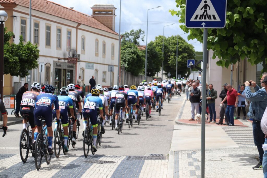 33.ª Volta a Portugal do Futuro passou hoje por Ferreira do Zêzere 33.ª Volta a Portugal do Futuro passou hoje por Ferreira do Zêzere