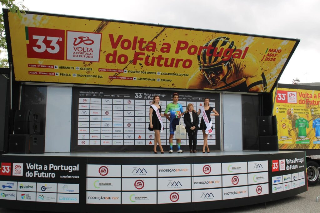 C. Pêra: Praia das Rocas foi a meta final da 2.ª etapa da 33.ª Volta a Portugal do Futuro C. Pêra: Praia das Rocas foi a meta final da 2.ª etapa da 33.ª Volta a Portugal do Futuro