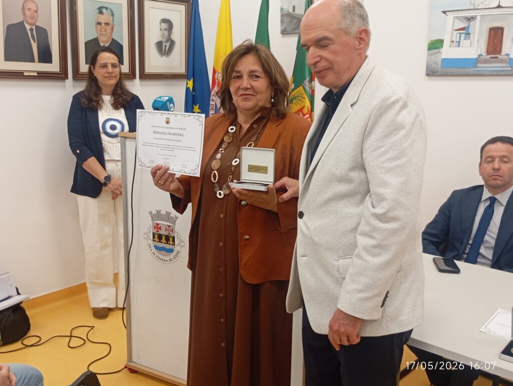 Freguesia de Ferreira do Zêzere celebrou 513 anos do Foral com várias homenagens Freguesia de Ferreira do Zêzere celebrou 513 anos do Foral com várias homenagens