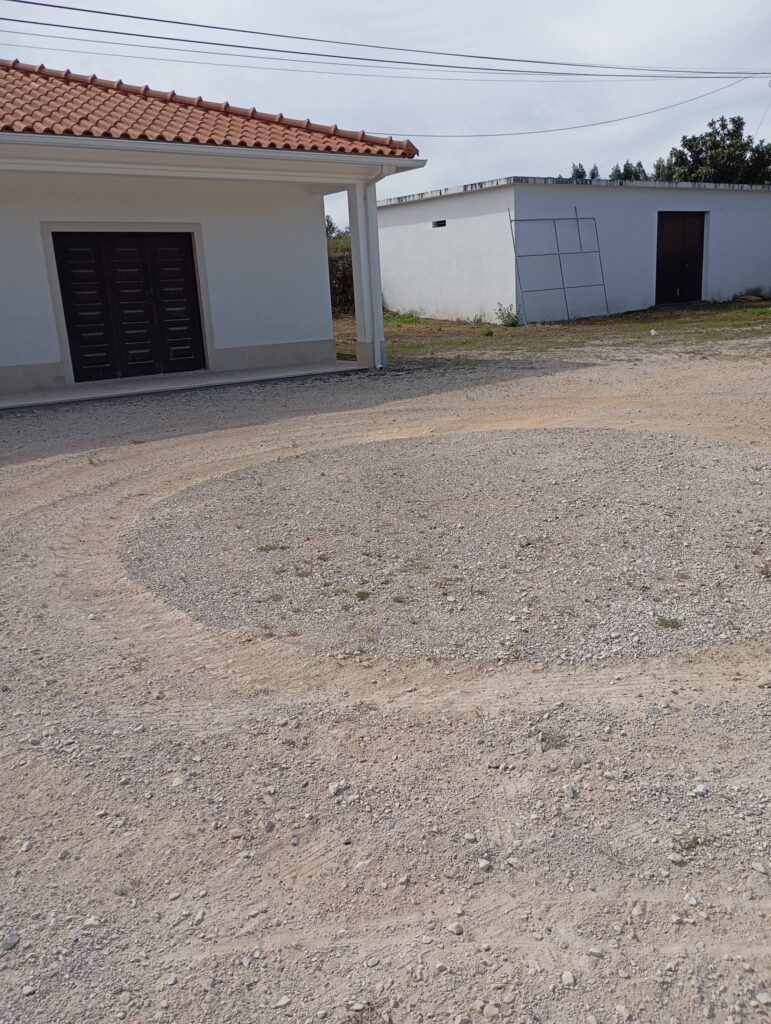 F. Zêzere: Paróquia de Águas Belas denuncia atos de vandalismo no adro da Igreja F. Zêzere: Paróquia de Águas Belas denuncia atos de vandalismo no adro da Igreja