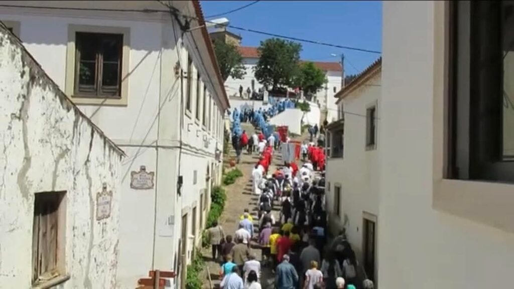 Romaria do Divino Espírito Santo regressa ao Santuário de Dornes entre 24 e 26 de maio Romaria do Divino Espírito Santo regressa ao Santuário de Dornes entre 24 e 26 de maio