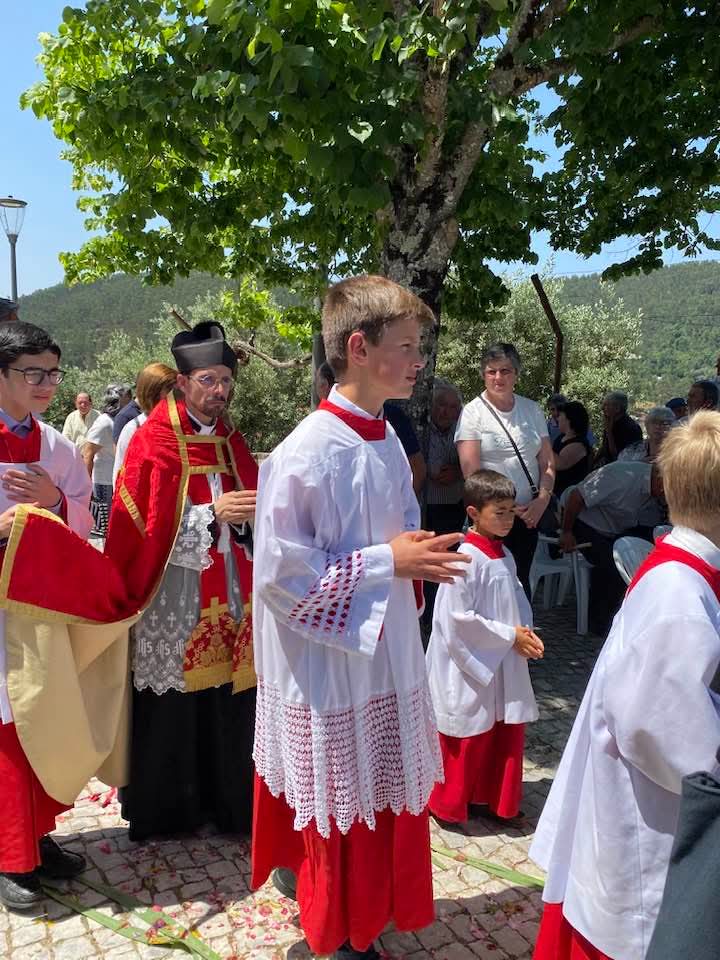 Romaria do Divino Espírito Santo regressa ao Santuário de Dornes entre 24 e 26 de maio Romaria do Divino Espírito Santo regressa ao Santuário de Dornes entre 24 e 26 de maio